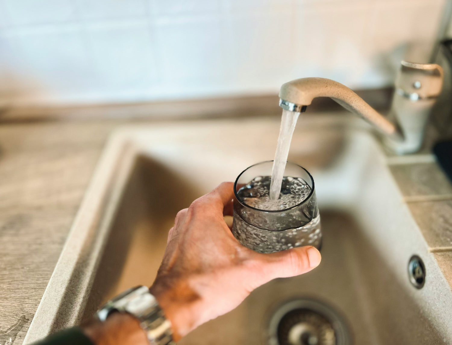 7-Day Hydration Diary: What People Notice First With Optimal Hydration